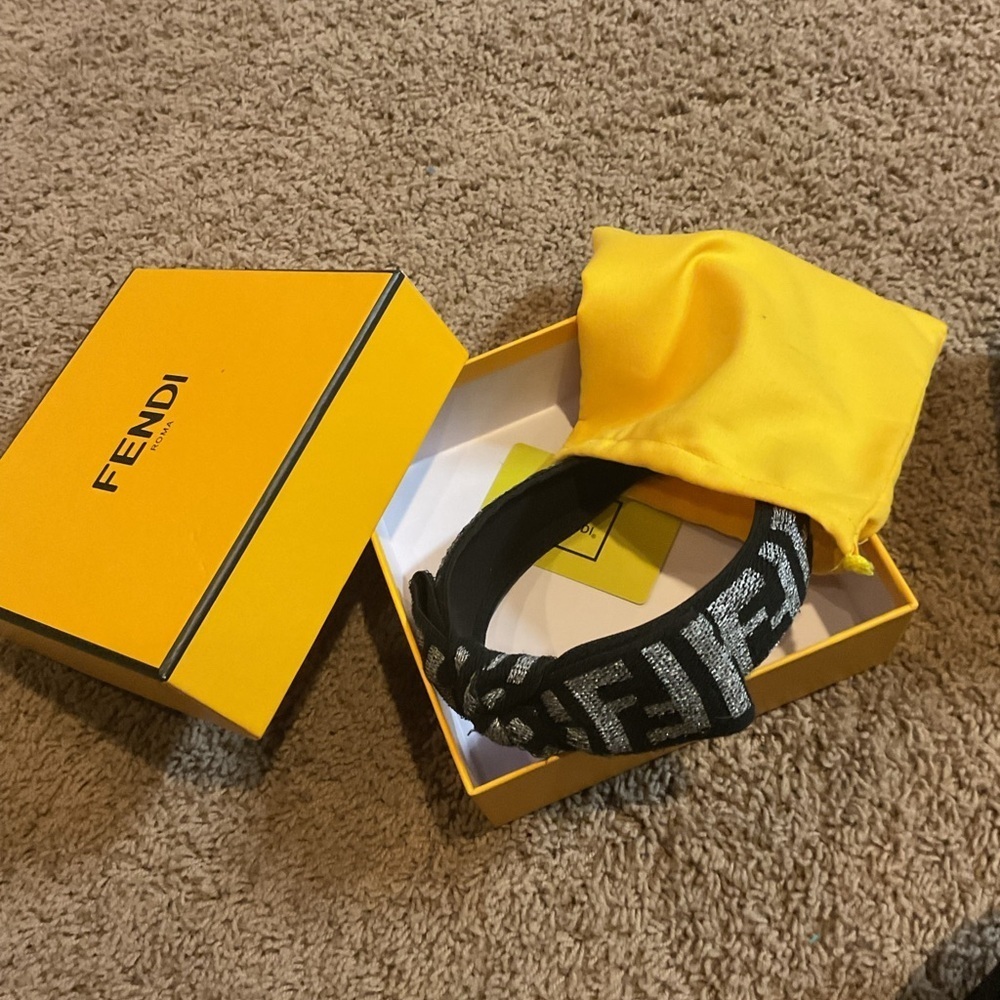 Live show listing - Fendi Black and White headband  with Box